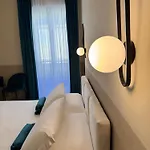Maison I Room, & Reggio Calabria