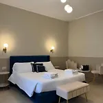 Maison I Room, & 4*