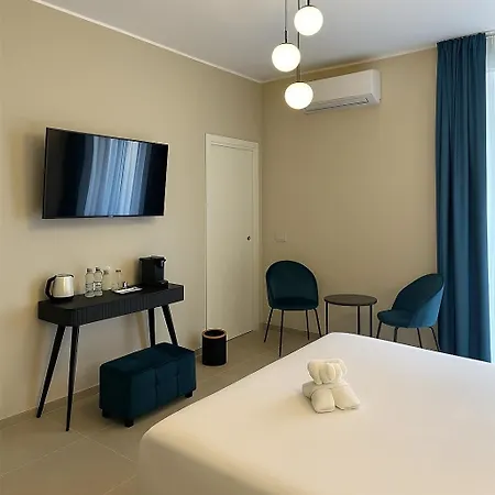 Maison I Room, & Guest house 3*