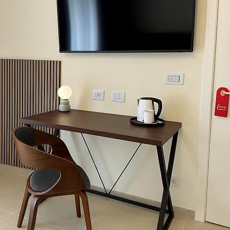 בית הארחה Maison I Room, Suite & Apartment *