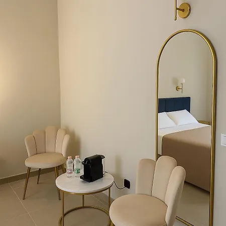 Guest house Maison I Room, & 3*