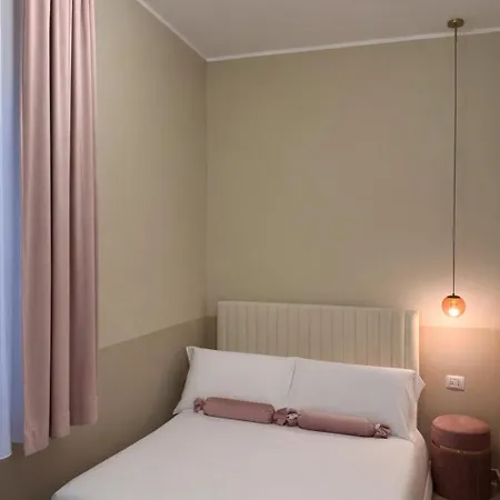 Maison I Room, &