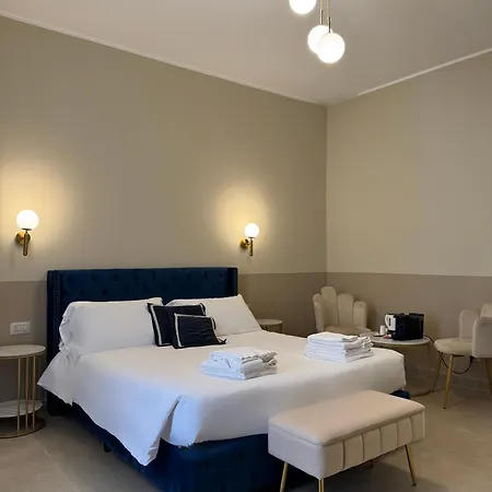 Maison I Room, & 4*
