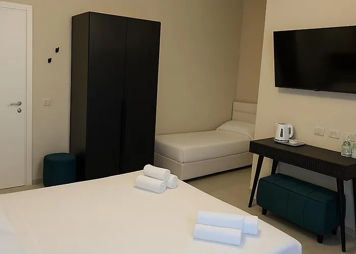 Maison I Room, & بيت ضيافة ريجّو دي كالابريا